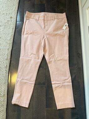 Old Navy pixie Pants NWT